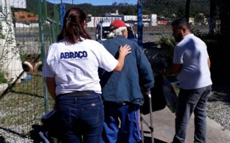 Balneário Camboriú apresenta ações à Comissão Nacional de políticas em apoio emocional durante a pandemia