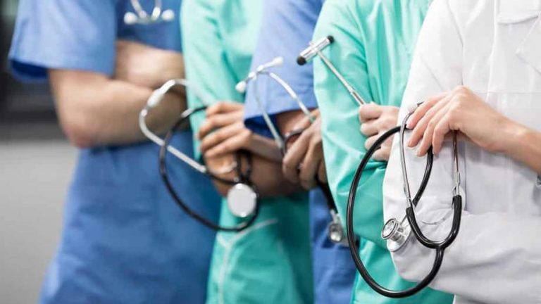 Médicos enviam Carta Aberta ao governador defendendo uso de cloroquina e ivermectina para casos iniciais de Covid-19