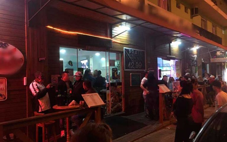 Bar na 5ª Av. é fechado, baladinha multada e festa clandestina encerrada