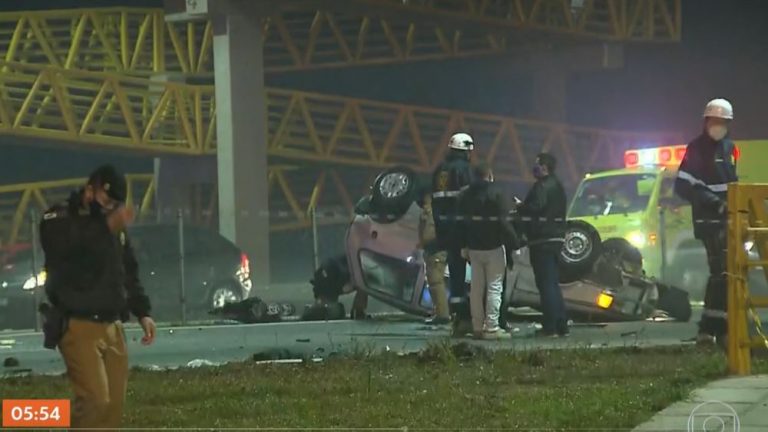 Acidente deixa 8 mortos e mais de 20 feridos em São José dos Pinhais