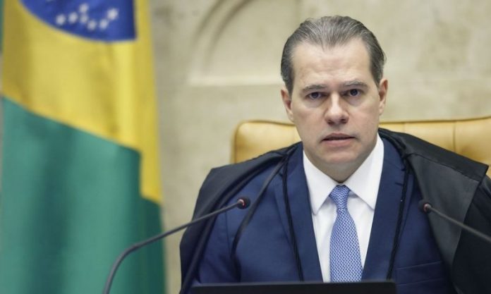 bancoimagemfotoaudiencia_ap_441862-800x479