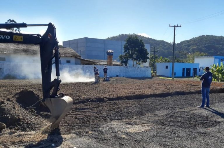Iniciada as obras da nova praça de esporte e lazer no Nova Esperança