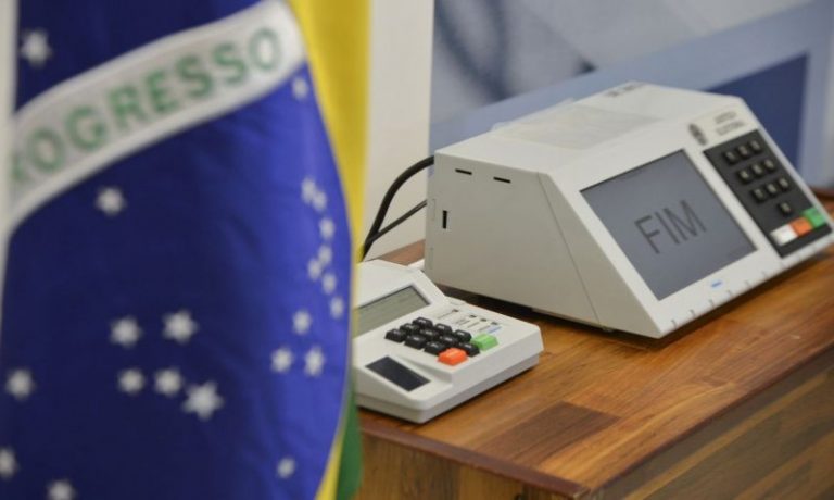 TSE aprova amplos poderes a ministros na reta final das eleições