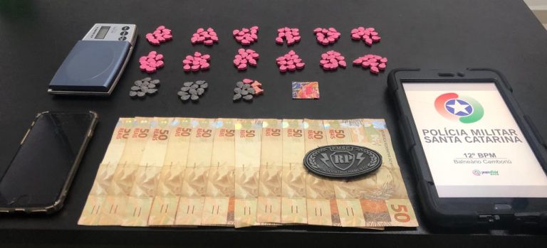 Traficante de 17 anos é preso em BC com 150 comprimidos de extasy