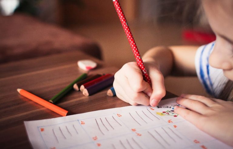 Senado aprova projeto que socorre escolas privadas durante pandemia