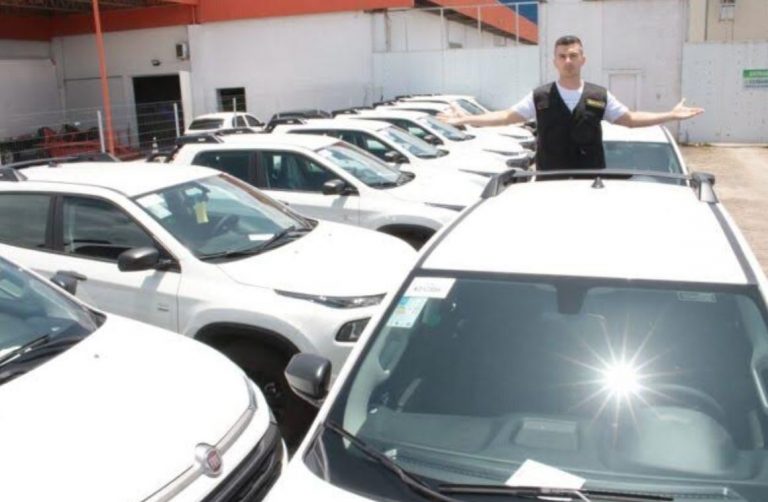 Ministério Público abre inquérito civil para investigar compra de 85 carros de luxo da secretaria de Estado da Educação