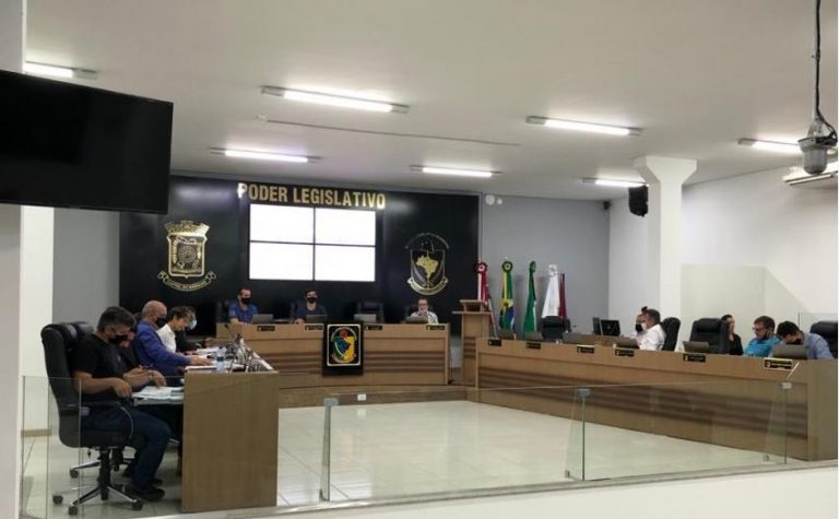 Emenda que proíbe vereadores de ocuparem cargos no Executivo será votada nesta quinta-feira (19)