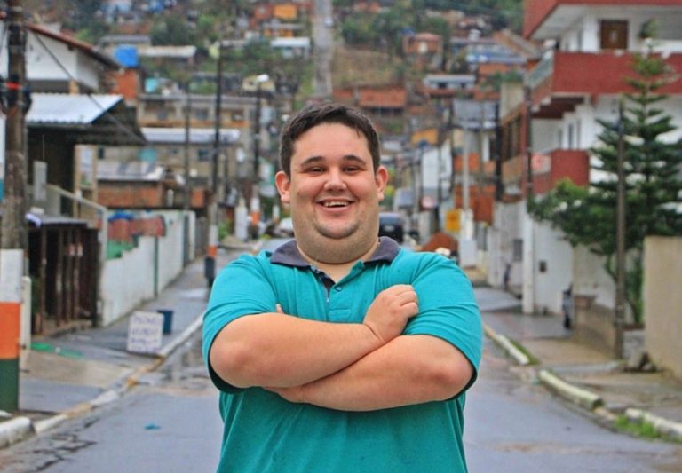 Em áudio, Candidato de Camboriú denuncia rachadinha. “Tu só ganha o nome”