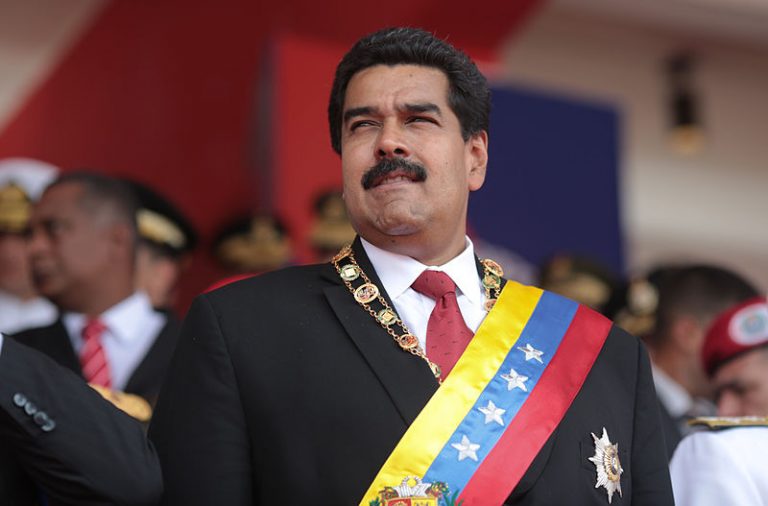 Com 69% de abstenção na eleição, Maduro recupera Parlamento
