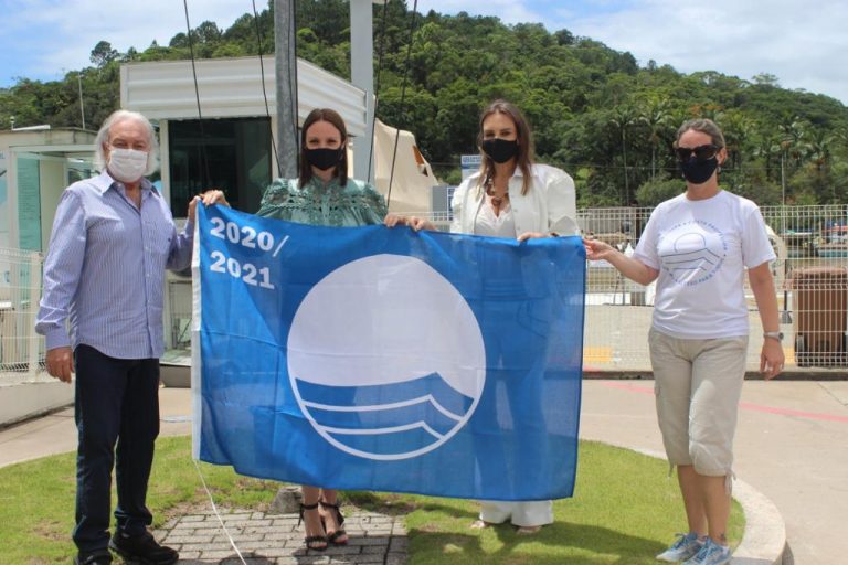 Tedesco Marina Garden Plaza hasteia Bandeira Azul pela terceira temporada consecutiva