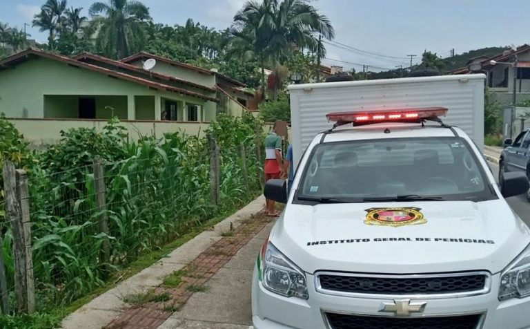 Homem em surto dispara contra várias pessoas em São João Batista;