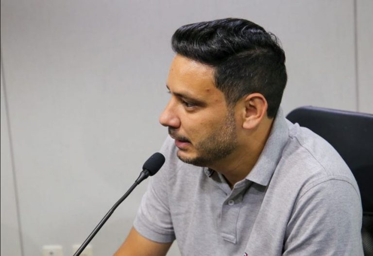 Projeto quer colocar vereadores para trabalharem nos bairros