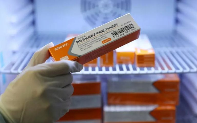 Vacinação de crianças e adolescentes com CoronaVac começa segunda-feira em BC