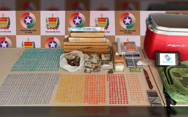 Homem é preso com maconha, cocaína e quase 1500 comprimidos de ecstasy