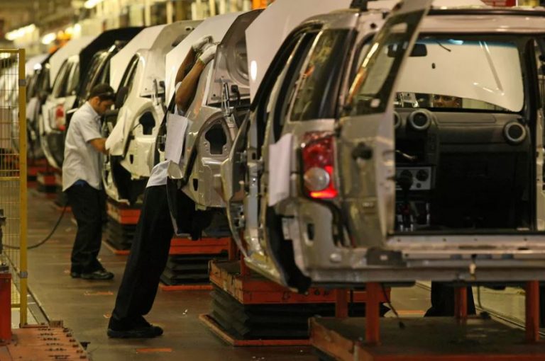 Com R$ 335 milhões em empréstimos, BNDES pede explicações à Ford sobre fechamento de fábricas