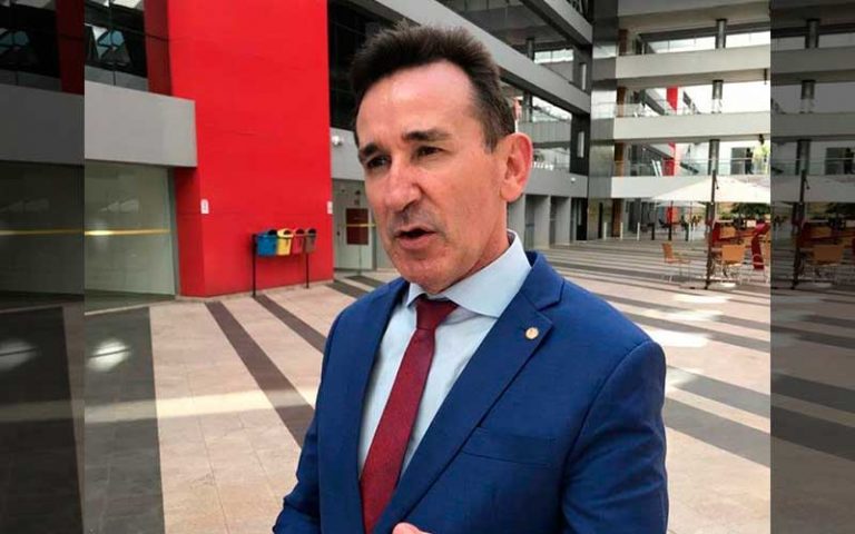 Jorge Goetten quer diminuir o custo dos medicamentos usados para tratar psoríase