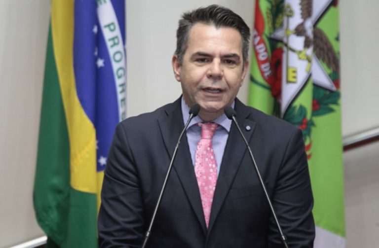 MDB no Governo: Luiz Fernando Vampiro é o novo secretário da Educação de SC