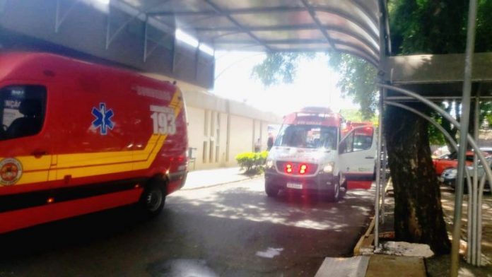 ambulancias-em-chapeco-crise-na-saude-768x432