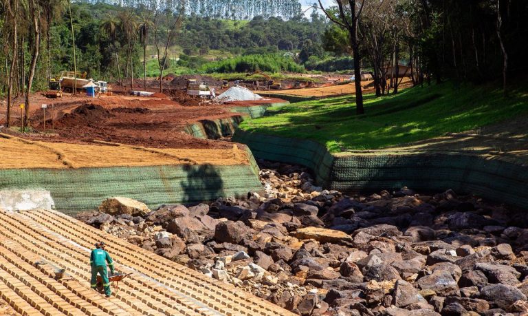 Vale pagará R$ 37 bilhões para reparar tragédia de Brumadinho