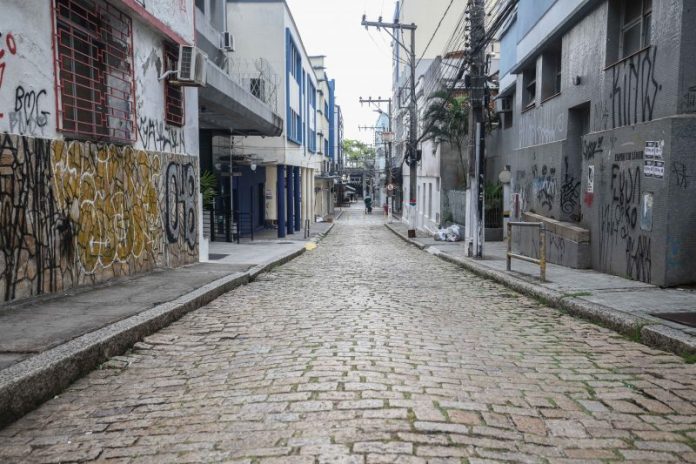 Centro-Leste_Movimento-urbano-e-COVID-19_Anderson-Coelho_4228-800x533
