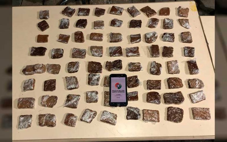 Bolinho alucinógeno: homem é preso com 72 doces de maconha em BC