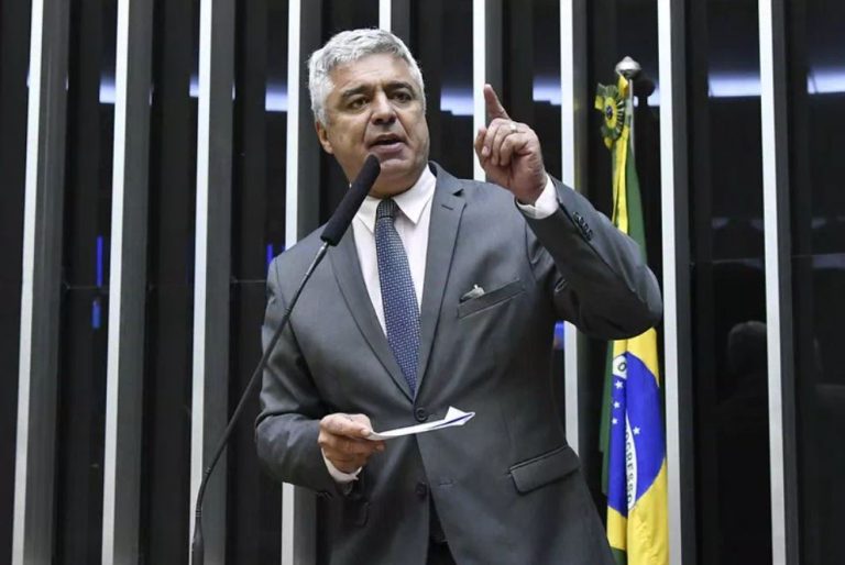 Major Olimpio, líder do PSL no Senado, morre vítima da Covid-19