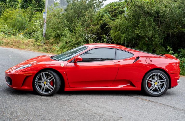 Cliente que pagou mais de R$ 1 milhão por Ferrari batida, receberá restituição