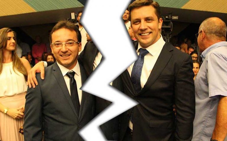 Poucas e Boas: Rompimento na base do governo na Câmara