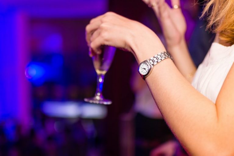 SC atualiza portarias de eventos, casas noturnas e serviços de alimentação