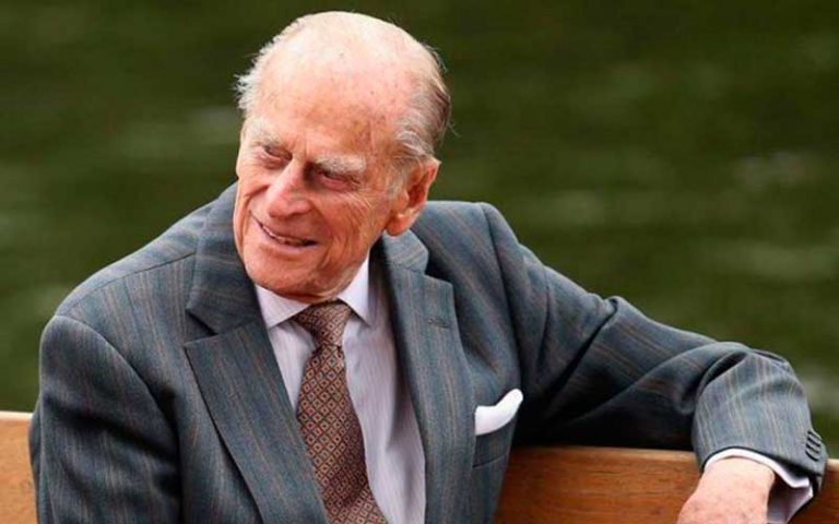 Príncipe Philip, marido da rainha Elizabeth, morre aos 99 anos