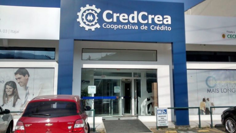 Agência do CredCrea é assaltada na Praia Brava