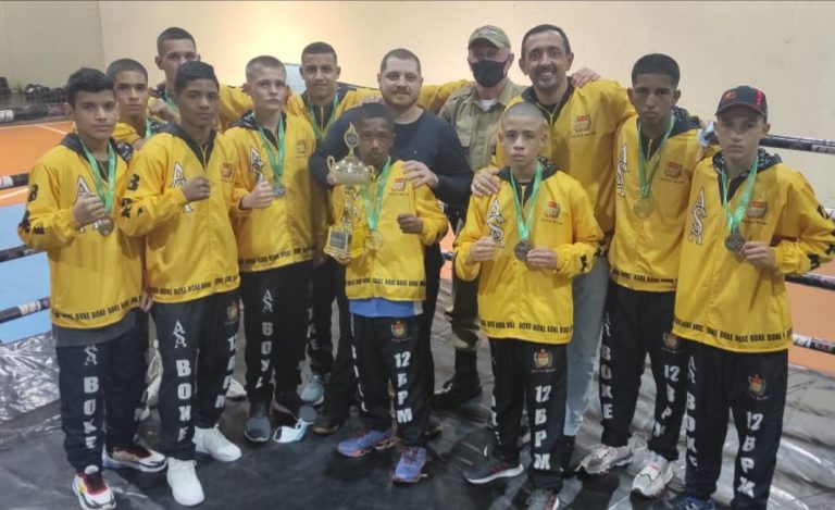 Equipe de BC conquista Campeonato Catarinense de Boxe