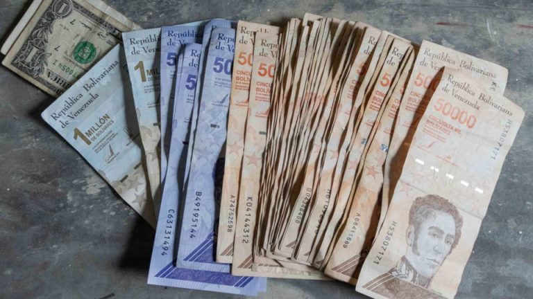 Venezuela anuncia nova reconversão que eliminará seis zeros da moeda
