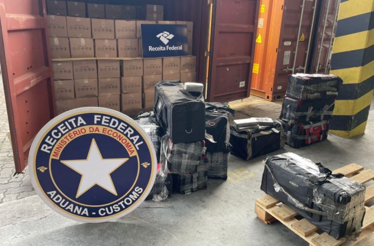 350 quilos de cocaína que iriam para Espanha são apreendidos em porto de SC