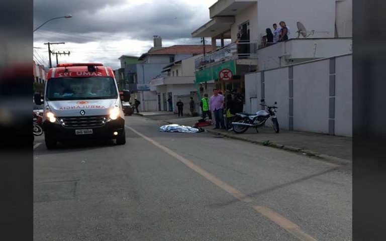 Motociclista morre em acidente no centro de Camboriú