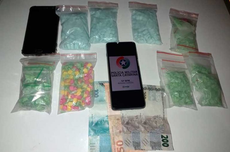 PM apreende 2 mil comprimidos de Ecstasy na Praia dos Amores