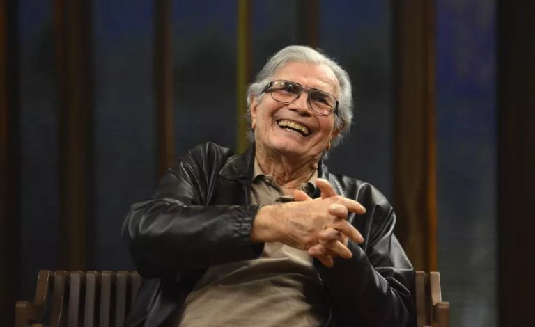 Ator Tarcísio Meira morre aos 85 anos após complicações da COVID