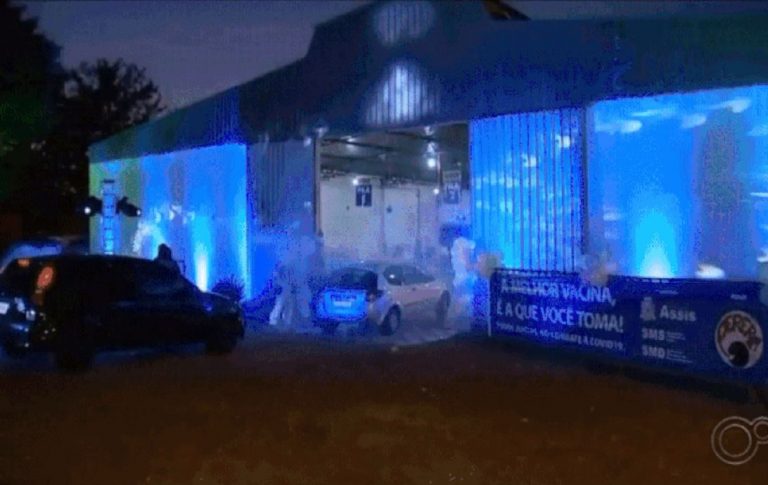 Cidade de SP faz “balada” para vacinar público de 18 anos contra Covid