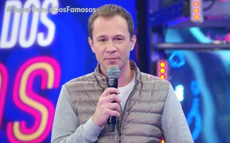 Tiago Leifert anuncia saída da Globo