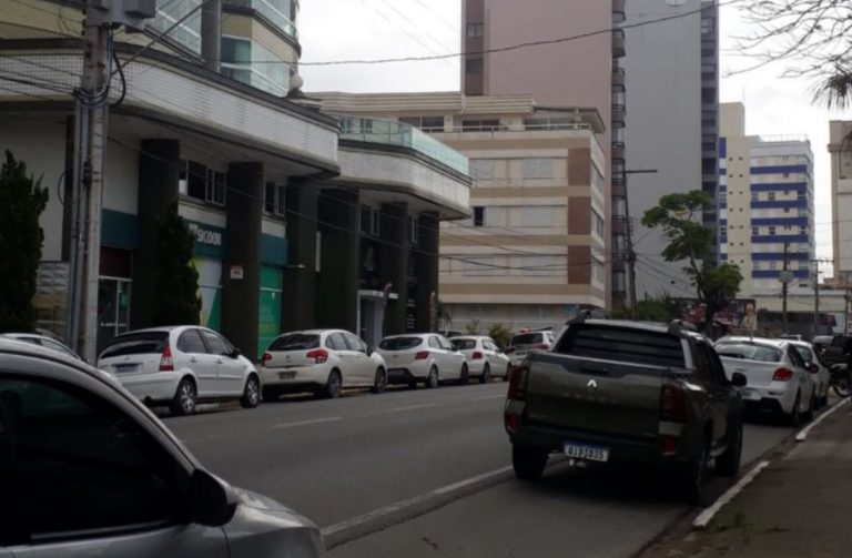 Trio assalta agência do Sicoob de Balneário Piçarras