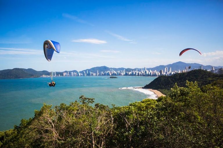 Donativos serão trocados por voos duplos de parapente neste fim de semana