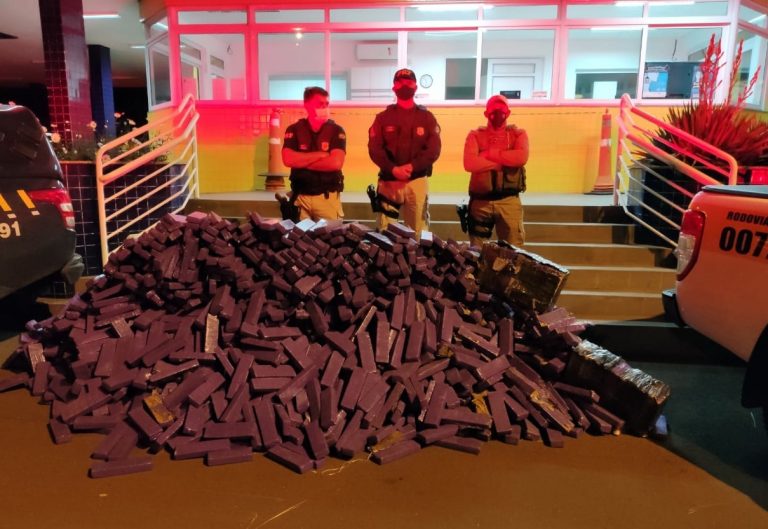 Ação conjunta PRF e PMRv apreende cerca de 1,1 tonelada de maconha