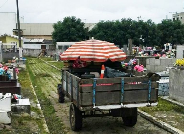 Justiça suspende concessão de serviço funerário em Penha
