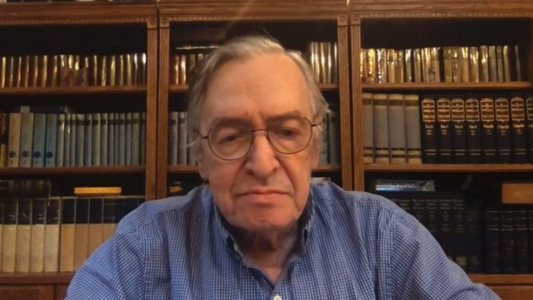 Perfil da Câmara curte post que debocha a morte de Olavo de Carvalho