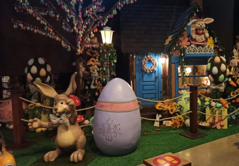 Museu do Automóvel de Pomerode (SC) ganha decoração especial de Páscoa