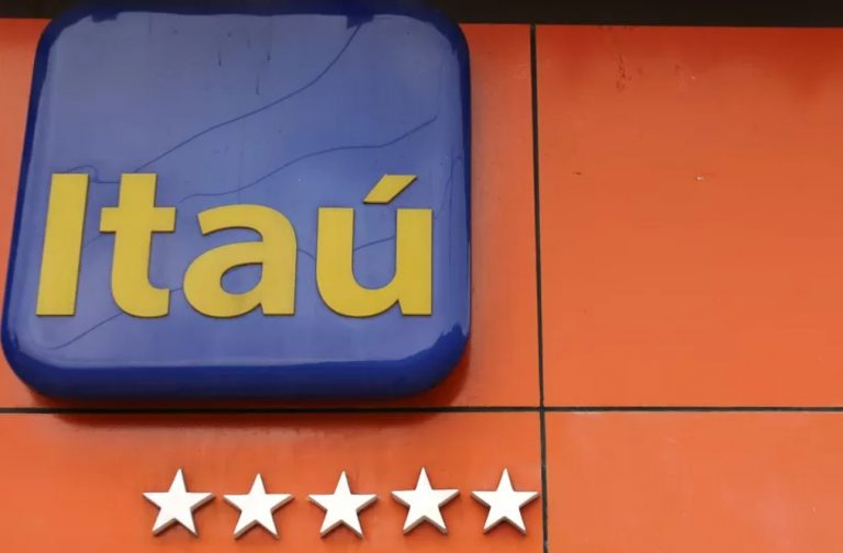 Clientes do Itaú apontam saques e depósitos com erro em contas