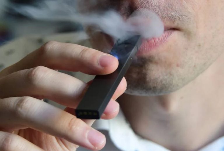 Venda de cigarro eletrônico na mira do Procon