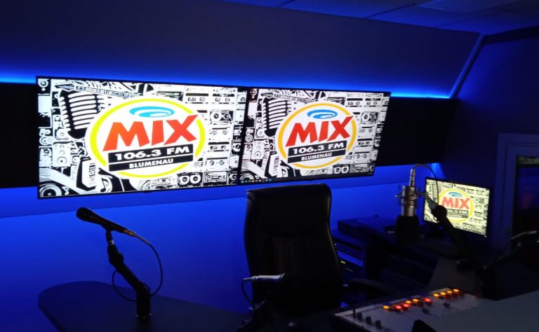 Mix FM Blumenau inaugura estúdio exclusivo no Parque Vila Germânica