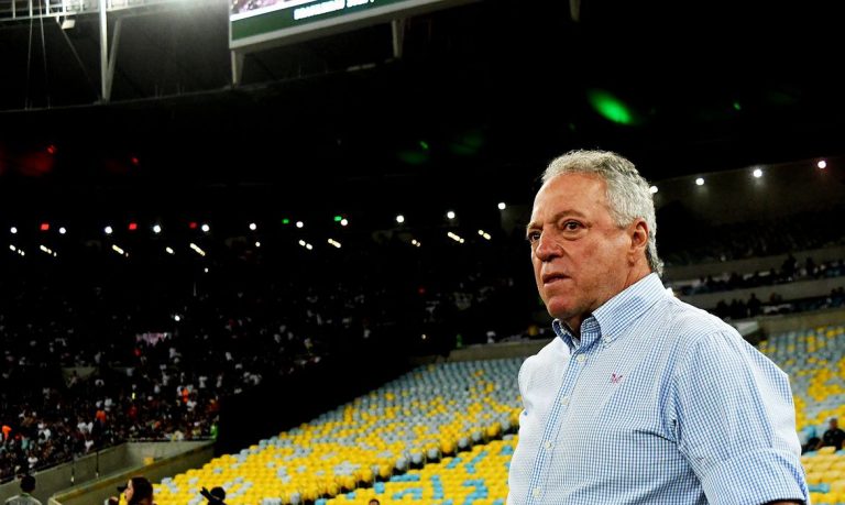 Abel Braga deixa comando técnico do Fluminense