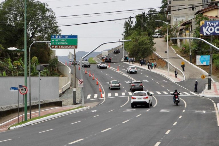 Avenida Panorâmica terá uma pista interditada nesta quarta-feira
